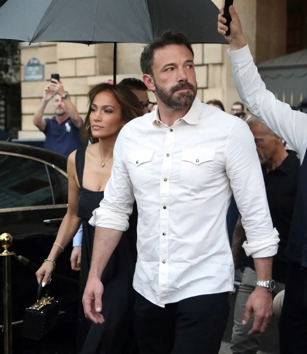 Jennifer Lopez Lega Gugat Cerai Ben Affleck, Sebut Pernikahannya Menyiksa