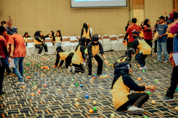 Outbound Kader Dasawisma, Kahiyang Ayu: Sebagai Garda Terdepan, Semua Harus Kompak