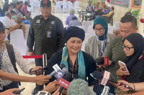 Pilkada Jatim: 3 Cagub Perempuan Bertarung, Nomor 1 Menteri Era Gus Dur dan Jokowi