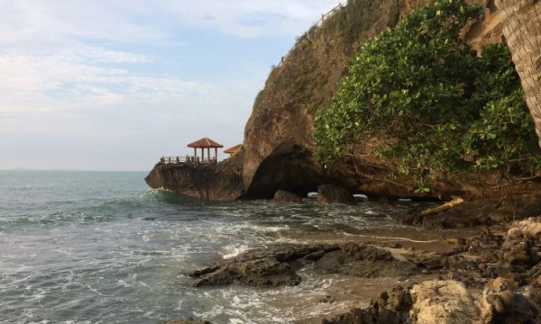 7 Pantai di Banten yang Keindahannya Menyaingi Bali, Alamnya Masih Terjaga