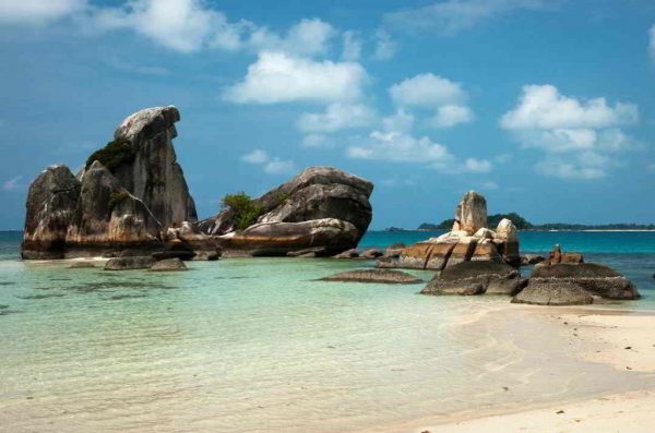 7 Pantai di Banten yang Keindahannya Menyaingi Bali, Alamnya Masih Terjaga
