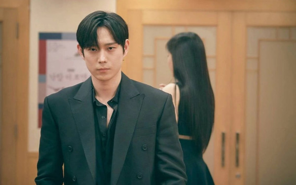 6 Drama Korea Terbaru Kim Young-dae, dari yang Ongoing hingga akan Datang