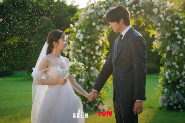 6 Drama Korea Noona Romance 2024 dengan Beda Usia Paling Jauh