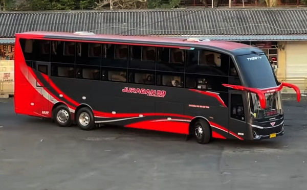 Inilah Bus Tingkat Full Sleeper Pertama di Indonesia yang Raih Penghargaan MURI