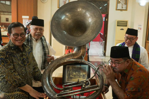 Safari Politik ke Mantan Gubernur hingga Tokoh Betawi