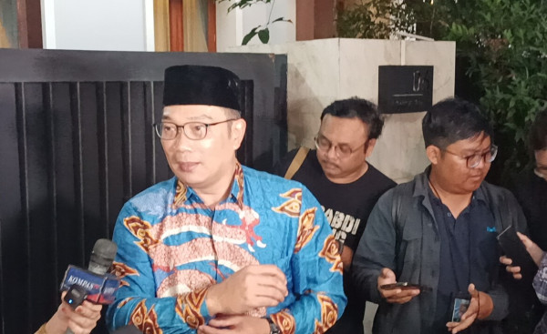 Dua Cagub Jakarta Sowan dan Memuji JK