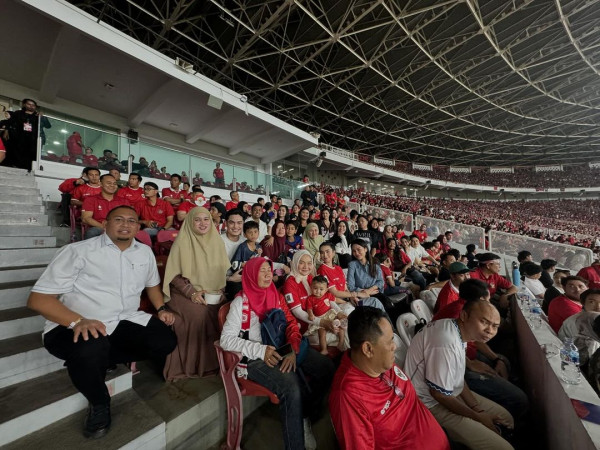 Pede, Azizah Salsha Datang ke GBK Dukung Pratama Arhan di Laga Indonesia vs Australia