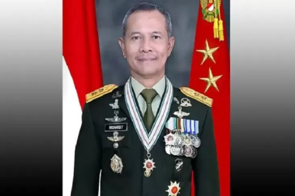 Jenderal TNI Alumni Akmil 92 Berkarier Cemerlang, Nomor 3 Tembus Bintang Empat