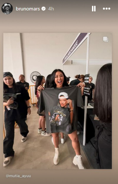 Mutia Ayu Di-notice Bruno Mars saat Nonton Konser, Postingannya Diunggah Ulang sang Musisi