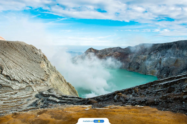10 Gunung Terindah di Indonesia untuk Mendaki, Nomor 2 Punya Padang Edelweis