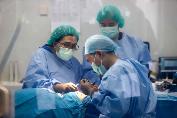 Naturalisasi Dokter untuk Tingkatkan Mutu Layanan