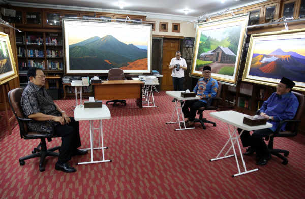 Ridwan Kamil-Suswono Disambut Langsung oleh SBY di Cikeas