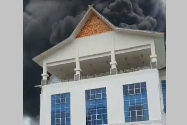 Gedung Pemkot Pekanbaru Terbakar, Ini Penampakannya