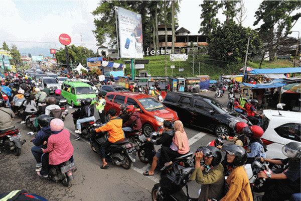 Banyak Wacana, Nol Realita