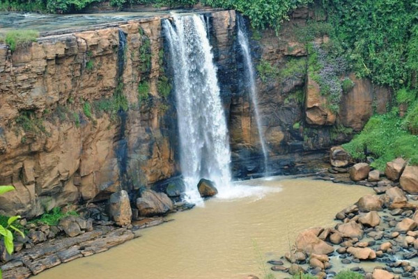 10 Wisata Alam Terindah di Sukabumi, Tak Perlu Jauh-jauh ke Bali