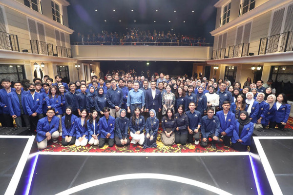 Anindya Bakrie Berbagi Kunci Sukses di MNC University, HT: Terima Kasih
