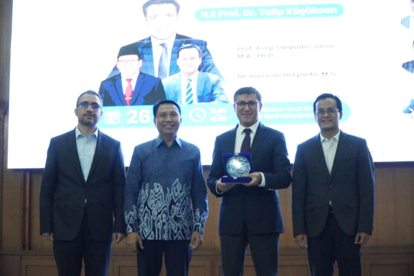 Dubes Turki Bicara Perkembangan Ilmu Pengetahuan Modern