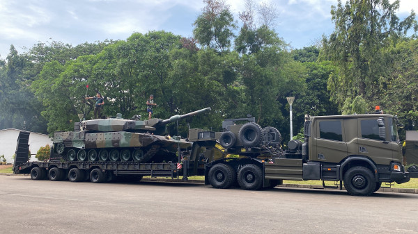 Deretan Alutsista Mejeng di Monas Jelang Perayaan HUT ke-79 TNI
