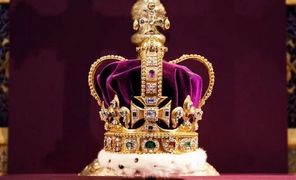 7 Mahkota Termahal Kerajaan Inggris, Imperial State Crown Dilapisi 2.868 Berlian