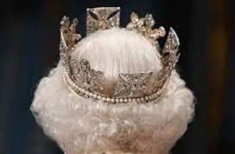7 Mahkota Termahal Kerajaan Inggris, Imperial State Crown Dilapisi 2.868 Berlian