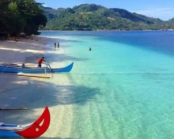 6 Rekomendasi Pantai di Lampung, Pasir Putihnya Instagramble