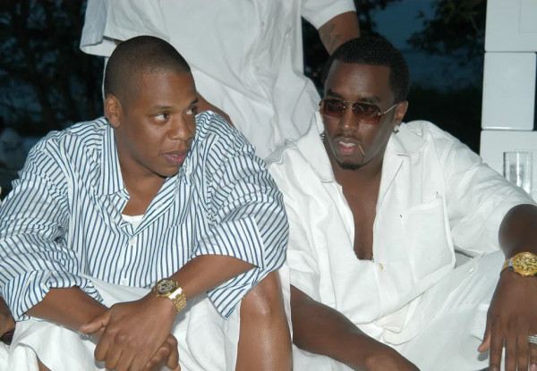 5 Potret P Diddy Gelar Pesta Putih, dari Paris Hilton hingga Kostum Bidadari