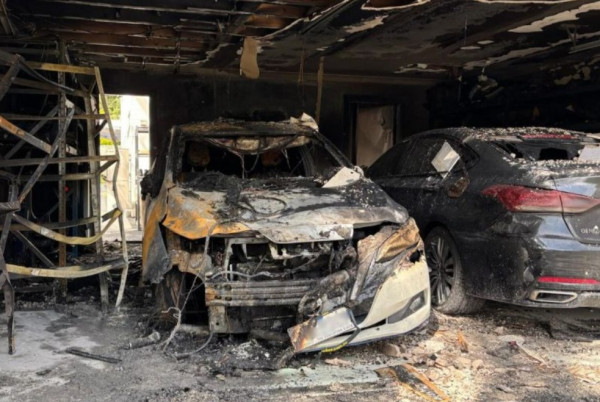 Nissan Leaf Terbakar di Australia Gara-gara Kabel Charger Abal-abal