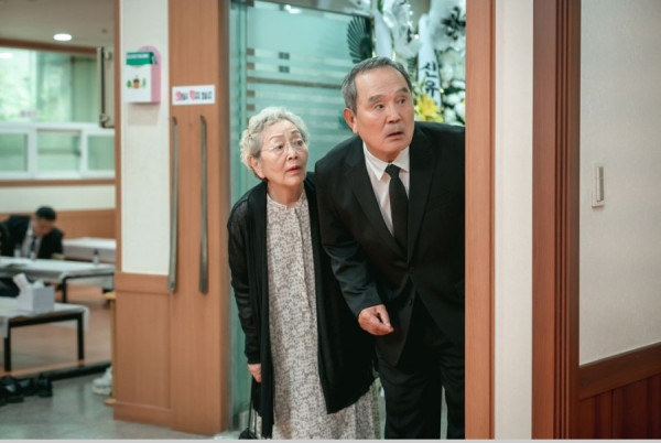 5 Fakta Menarik Iron Family, Drakor Romantis dan Black Comedy Terbaru