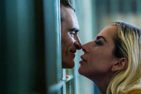 4 Perbedaan Harley Quinn versi Lady Gaga 'Joker 2' dengan Aslinya