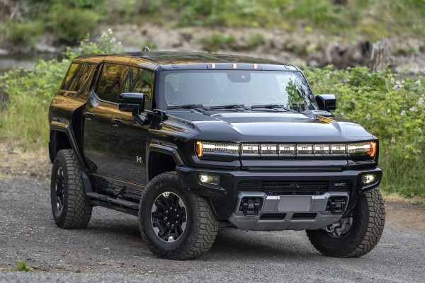Spesifikasi Monster Listrik GMC Hummer EV yang Diduga Milik Kepala BIN