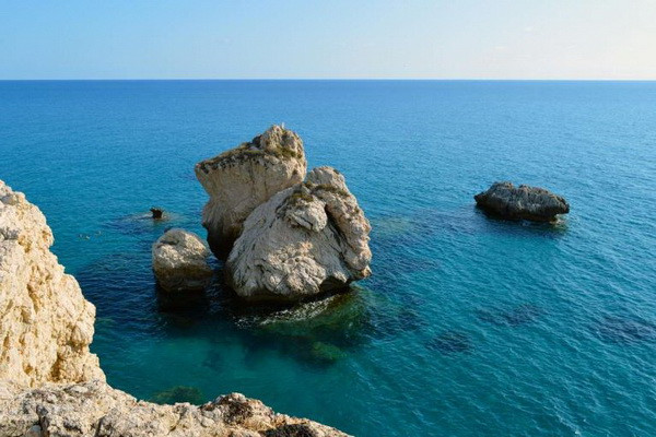 Arkeolog Temukan Kuil Aphrodite Penuh Perhiasan Berharga di Mesir