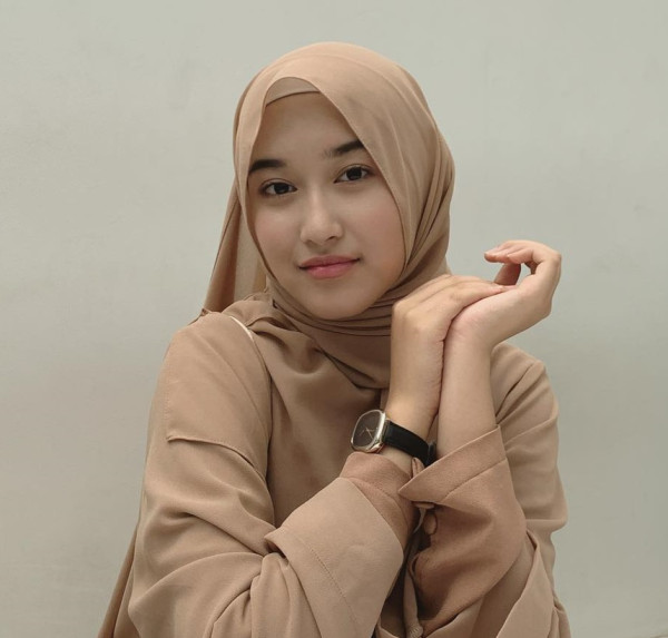 Profil Kamila Asy Syifa, Influencer Jebolan Pesantren yang Nikah Muda dengan Gus Zizan