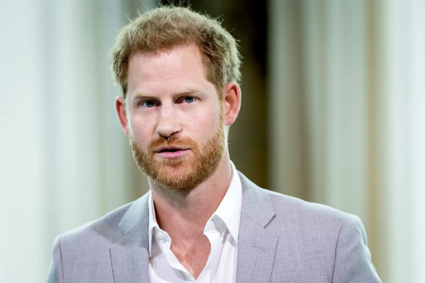 Pangeran Harry Dijuluki Badut Istana Gegara Doyan Cari Perhatian, Ngebet Jadi Populer