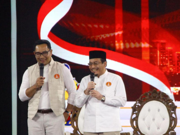 Adu Janji Program Pendidikan Cagub Jakarta Ridwan Kamil dan Pramono Anung