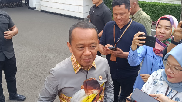 Bahlil Lahadalia Ungkap Hubungan Jokowi dan Prabowo Semakin Lengket dan Paten