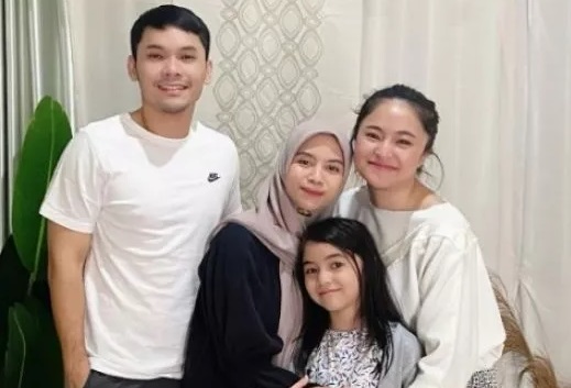 5 Artis yang Bercerai tapi Tetap Akur, Baim Wong dan Paula Verhoeven Bakal Masuk Daftar?