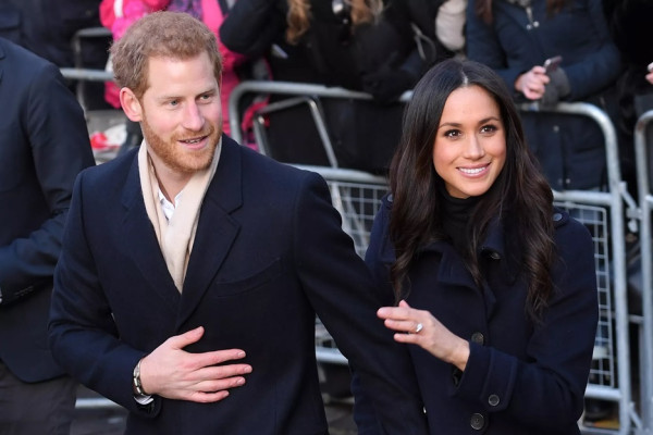 Meghan Markle Paksa Pangeran Harry Tinggalkan Inggris, Sikap Jahatnya ke Keluarga Kerajaan Terungkap