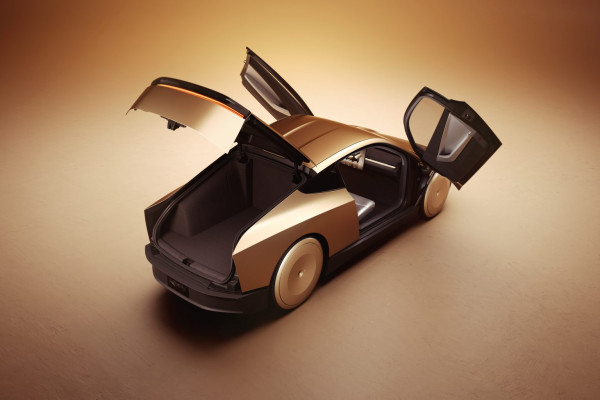 Cybercab, Robovan, dan Robot Bartender: 5 Poin Penting dari Peluncuran Robotaxi Tesla