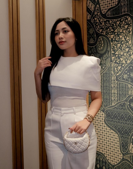 Adu Gaya Rachel Venny vs Azizah Salsha di Tengah Isu Perselingkuhan, Sama-sama Punya Body Goals