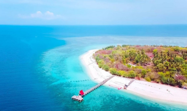 6 Rekomendasi Pantai Hidden Gem di Indonesia, Surga Tersembunyi yang Diburu Pencinta Alam