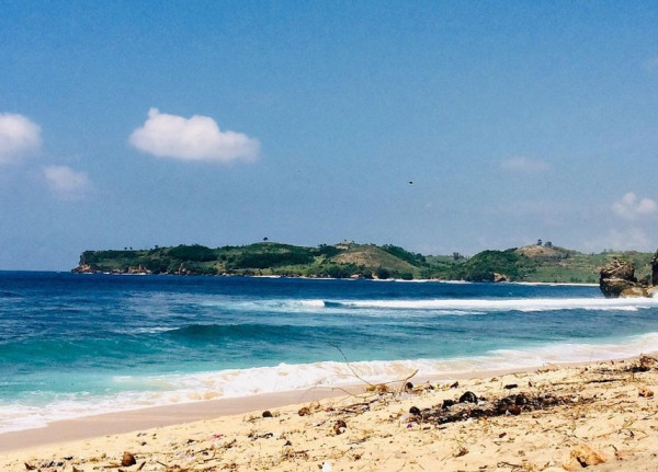 6 Rekomendasi Pantai Hidden Gem di Indonesia, Surga Tersembunyi yang Diburu Pencinta Alam