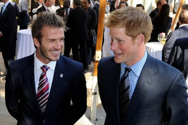 Pangeran Harry Kembali Dekati David Beckham demi Damai dengan William
