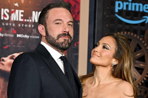 Kisah Cinta Jennifer Lopez dan Ben Affleck, dari CLBK hingga Bercerai
