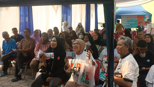 Pemeriksaan Kesehatan Gratis dari RIDO Diserbu Warga Ulujami