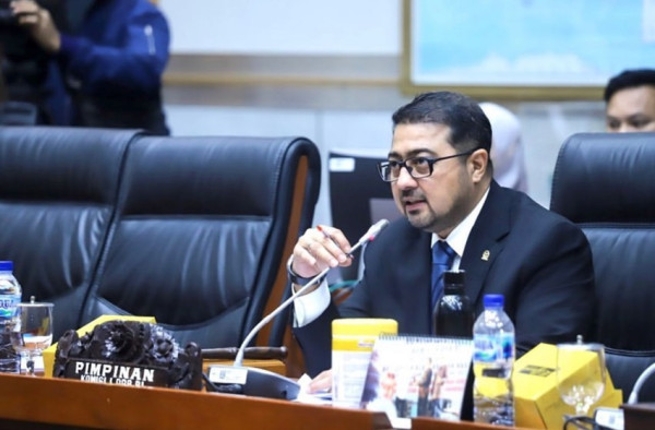 Profil Lengkap Teuku Riefky Harsya, Menteri Ekonomi Kreatif