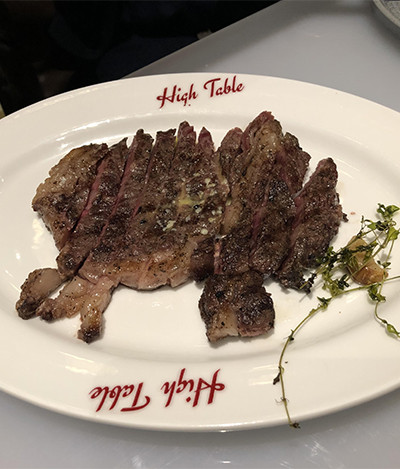 Sensasi Rasa Daging Steak Dry-aged yang Dikeringkan 21 Hari, Juicy dan Gurih