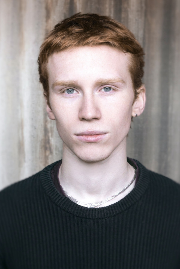 Profil Luther Ford, Pemeran Pangeran Harry dalam Serial The Crown
