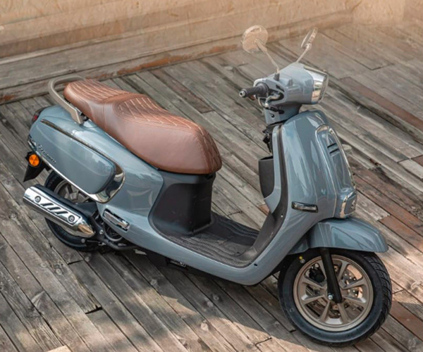 Saingan Vespa tapi Murah? Ini Dia Suzuki UT125!