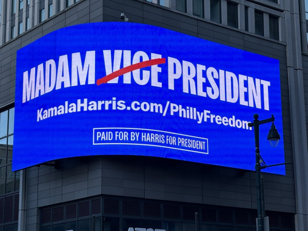 Trump Pilih Provokasi, Harris Cenderung Pro-Diplomasi
