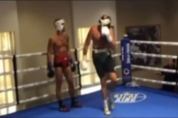 Tyson Fury Cabut Pembatasan Sparring, Siap Lebih Tajam Hadapi Oleksandr Usyk